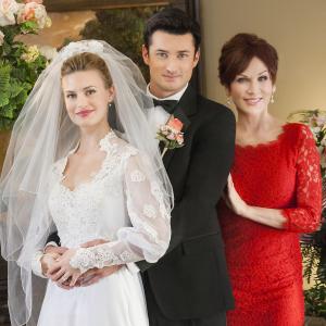 Still of Marilu Henner, Brooke D'Orsay and Wes Brown in June in January (2014)