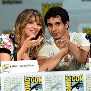Elyes Gabel and Katharine McPhee at event of Scorpion 2014