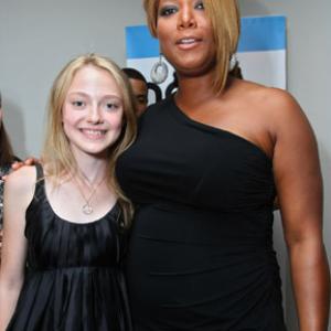Queen Latifah and Dakota Fanning at event of The Secret Life of Bees 2008
