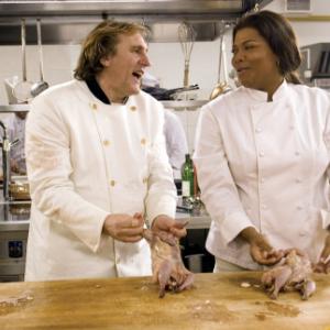Still of Gérard Depardieu and Queen Latifah in Last Holiday (2006)
