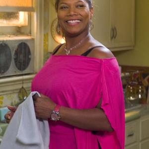 QUEEN LATIFAH stars as Gina in MGM Pictures' comedy BEAUTY SHOP.