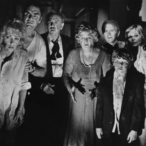 Still of Ernest Borgnine, Red Buttons, Stella Stevens, Shelley Winters, Jack Albertson, Carol Lynley, Pamela Sue Martin and Eric Shea in The Poseidon Adventure (1972)
