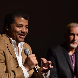 James Cameron and Neil deGrasse Tyson at event of Deepsea Challenge 3D 2014