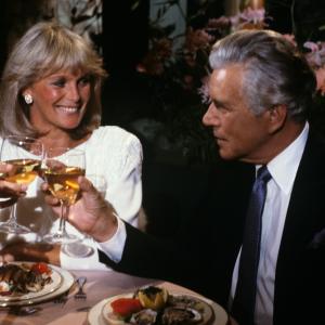 Still of John Forsythe and Linda Evans in Dynasty 1981