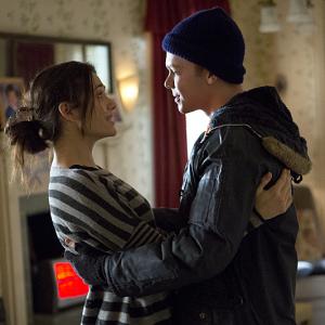 Still of Emmy Rossum and Cameron Monaghan in Shameless (2011)