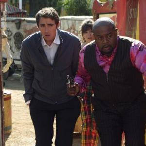 Still of Chi McBride and Lee Pace in Pushing Daisies 2007