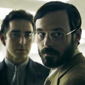 Still of Scoot McNairy and Lee Pace in Halt and Catch Fire 2014