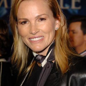 Janet Jones at event of Miracle (2004)