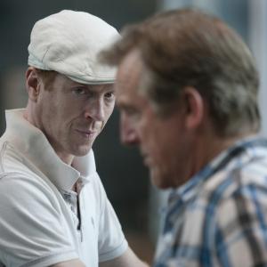 Still of Damian Lewis and Jamey Sheridan in Tevyne 2011