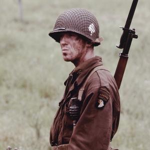 Still of Damian Lewis in Band of Brothers (2001)