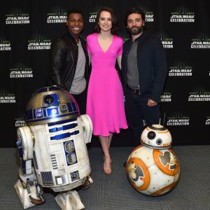 Oscar Isaac, John Boyega and Daisy Ridley at event of Zvaigzdziu karai: galia nubunda (2015)