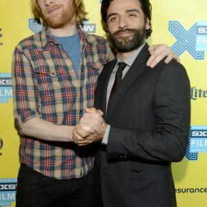 Oscar Isaac and Domhnall Gleeson at event of Ex Machina 2015