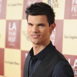 Taylor Lautner at event of A Better Life (2011)
