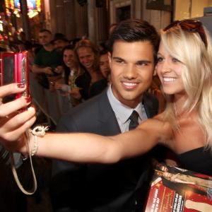 Taylor Lautner at event of Abduction 2011