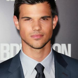 Taylor Lautner at event of Abduction (2011)