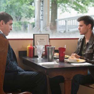 Still of Alfred Molina and Taylor Lautner in Abduction 2011