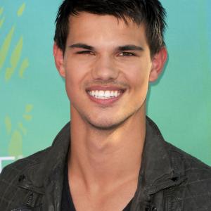 Taylor Lautner at event of Teen Choice 2011 2011