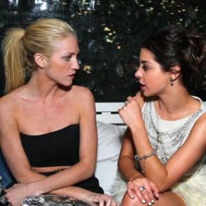 Brittany Snow and Gia Mantegna