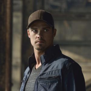 Still of Jay Ryan in Beauty and the Beast 2012