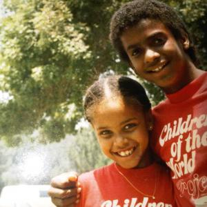 Cashala L'Shauntyelle and Alphonso Ribiero in the Heal The World video.
