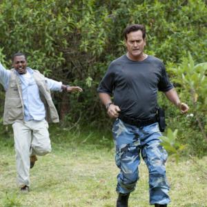 Still of Bruce Campbell and RonReaco Lee in Burn Notice The Fall of Sam Axe 2011