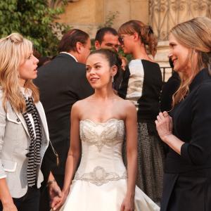 Still of Peggy Lipton Kristen Bell and Alexis Dziena in When in Rome 2010
