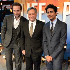 Ang Lee, Rafe Spall and Suraj Sharma at event of Pi gyvenimas (2012)