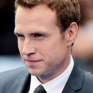 Rafe Spall at event of Prometejas (2012)