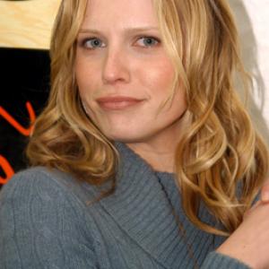 Sara Foster at event of DEBS 2004