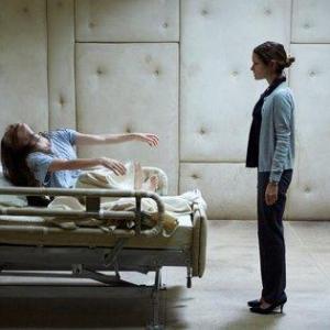 Still of Sarah Lind and Gina Holden in The Exorcism of Molly Hartley 2015