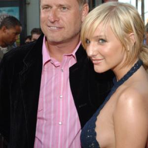 Ashlee Simpson and Joe Simpson at event of The Dukes of Hazzard 2005