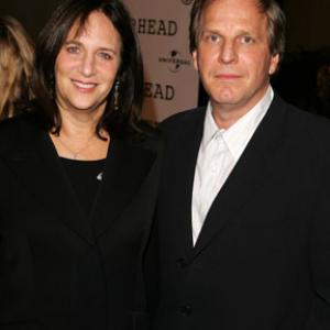 Lucy Fisher and Douglas Wick at event of Jarhead (2005)