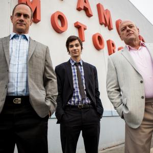 Still of Christopher Meloni, Dean Norris and Devon Bostick in Small Time (2014)