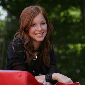 Stacey Farber as Ellie in Degrassi The Next Generation