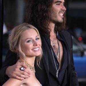 Kristen Bell and Russell Brand at event of Forgetting Sarah Marshall (2008)