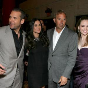 Kevin Costner, Demi Moore, Dane Cook and Danielle Panabaker at event of Mr. Brooks (2007)