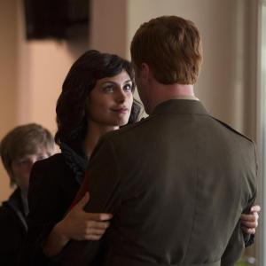 Still of Damian Lewis and Morena Baccarin in Tevyne 2011