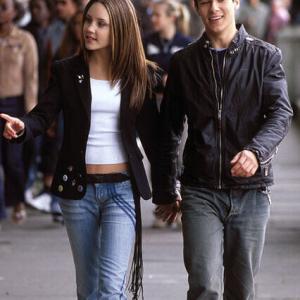 Still of Amanda Bynes and Oliver James in What a Girl Wants (2003)