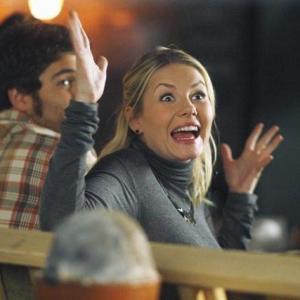 Still of Elisha Cuthbert and Adam Pally in Happy Endings (2011)