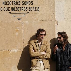 Alberto San Juan and Julián Villagrán in Bajo las estrellas (2007)