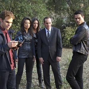 Still of Ming-Na Wen, Clark Gregg, Iain De Caestecker, Brett Dalton and Chloe Bennet in Agents of S.H.I.E.L.D. (2013)