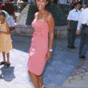 Trina McGee at event of The Adventures of Rocky & Bullwinkle (2000)