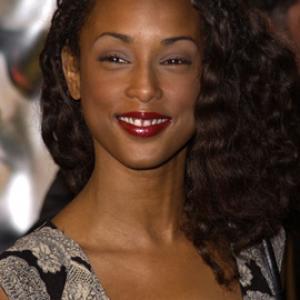 Trina McGee at event of KPAX 2001