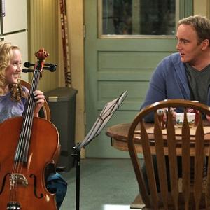 Still of Kathryn Newton with Jay Mohr on CBS Gary Unmarried