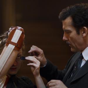 Still of Clive Owen and Jennifer Ferrin in The Knick 2014