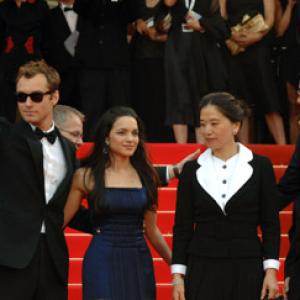 Jude Law, Kar Wai Wong and Norah Jones at event of My Blueberry Nights (2007)