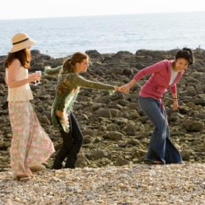 Still of Amy Brenneman, Maggie Grace and Gwendoline Yeo in The Jane Austen Book Club (2007)