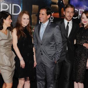 Julianne Moore, Marisa Tomei, Steve Carell, Ryan Gosling and Emma Stone at event of Kvaila, beprotiska meile (2011)