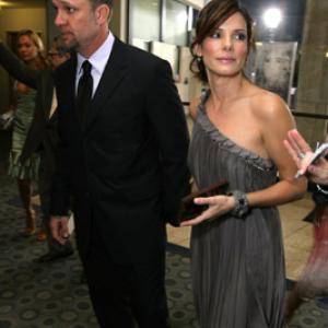 Sandra Bullock and Jesse James at event of Premonition 2007