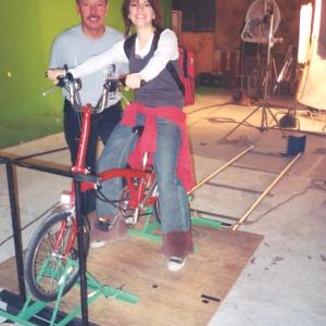 Elizabeth Valdez with the director Alejandro Gamboa Filming the movie LA ULTIMA NOCHE